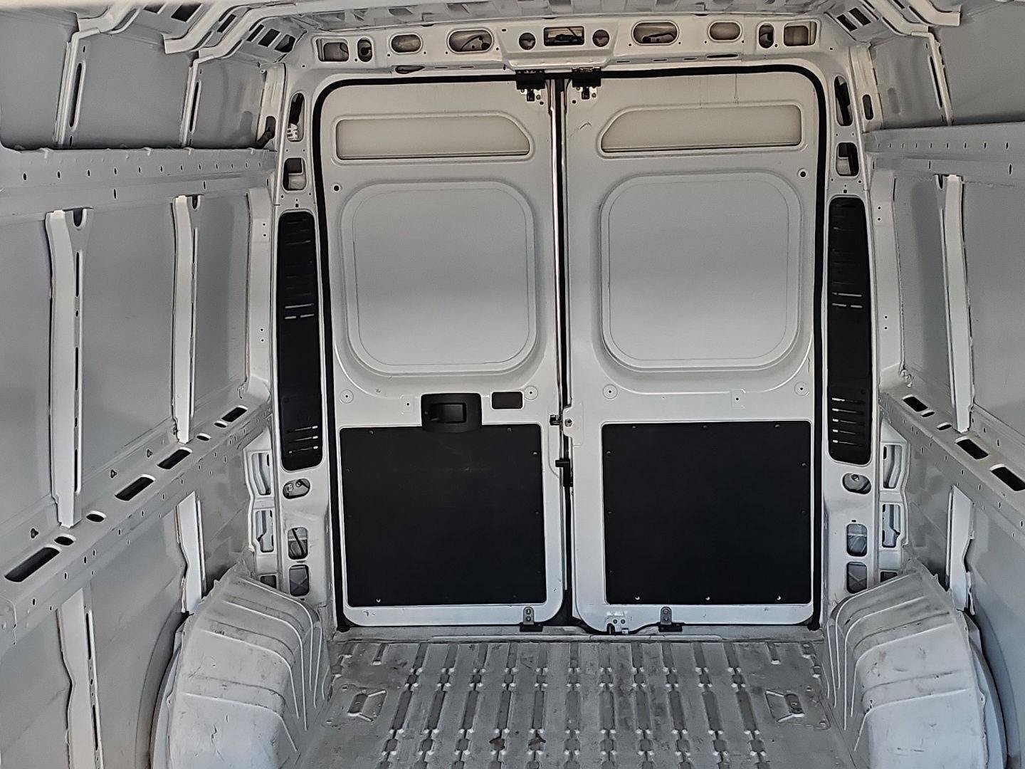 Used 2025 RAM ProMaster 2500 w/ Convenience Group FWD image 25