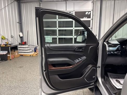 Used 2018 GMC Yukon SLT w/ Open Road Package image 7