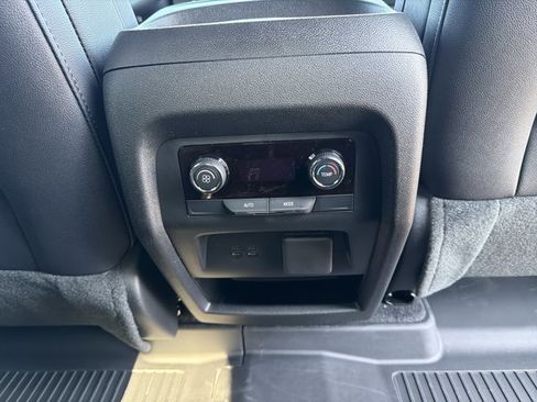 New 2026 Chevrolet Traverse LT image 31