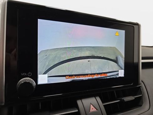 Certified 2024 Toyota RAV4 XLE AWD/4WD image 18