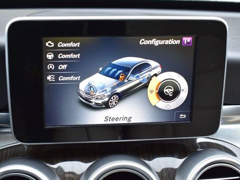 Used 2015 Mercedes-Benz C 300 Sedan image 39