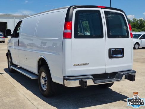 Certified 2024 Chevrolet Express 2500 w/ Driver Convenience Package RWD image 5