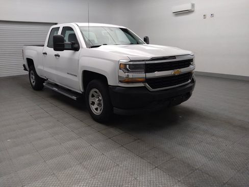 Used 2017 Chevrolet Silverado 1500 W/T RWD image 13