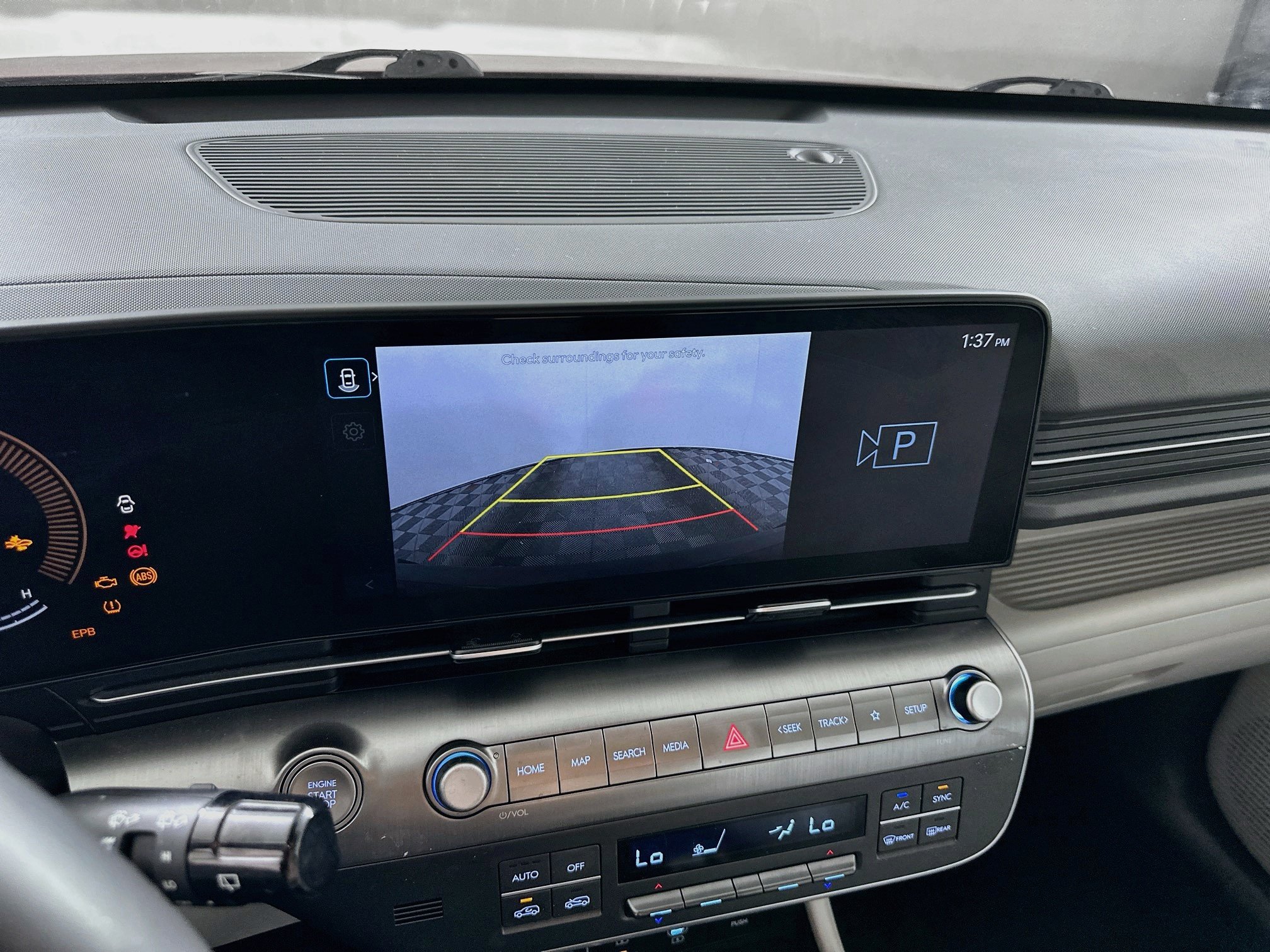 Used 2025 Hyundai Kona SEL FWD image 22