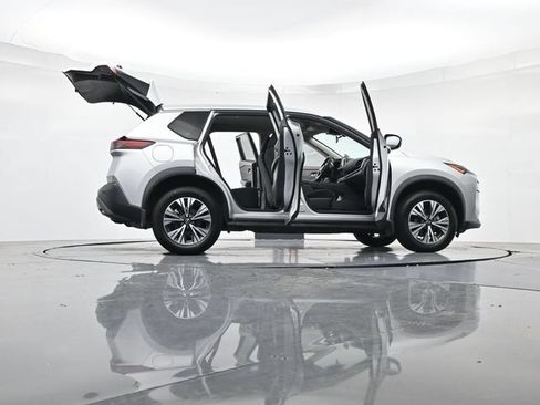 Used 2023 Nissan Rogue SV FWD image 53