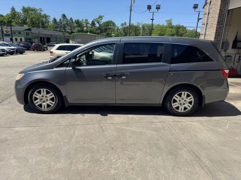 Used 2011 Honda Odyssey LX image 7