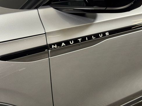 New 2026 Lincoln Nautilus Premier w/ Equipment Group 102A image 9