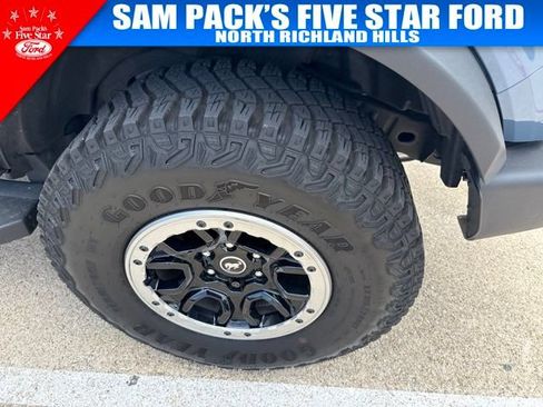 Used 2024 Ford Bronco Big Bend w/ Sasquatch Package AWD/4WD image 6