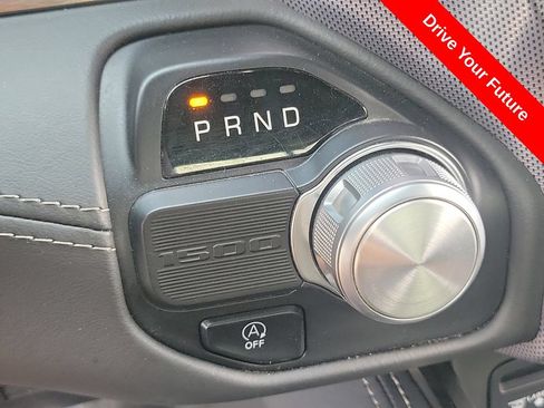 Used 2019 RAM 1500 Limited RWD image 12