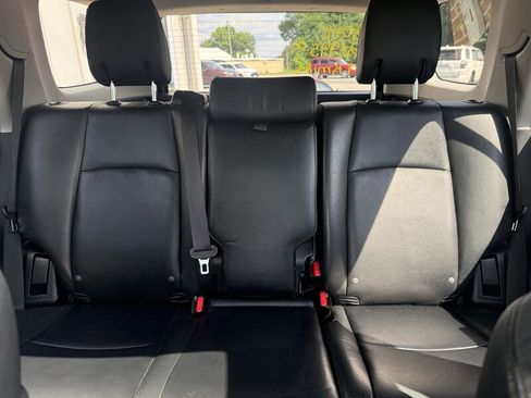 Used 2011 Toyota 4Runner SR5 w/ Premium Pkg w/Leather AWD/4WD image 30
