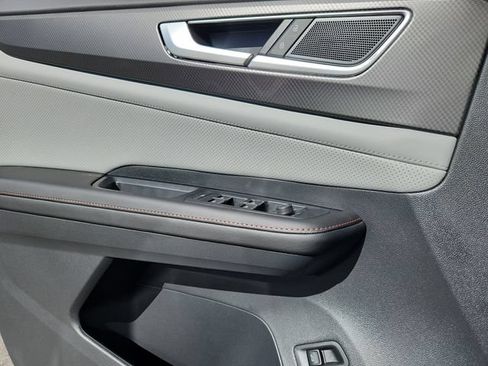 New 2026 Volkswagen Atlas Peak Edition AWD/4WD image 6