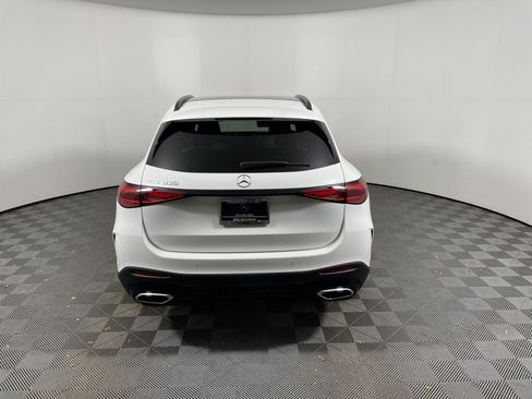 New 2026 Mercedes-Benz GLC 300 image 4