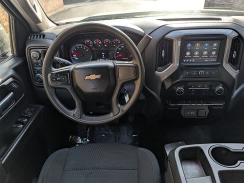 Used 2022 Chevrolet Silverado 1500 Custom AWD/4WD image 12