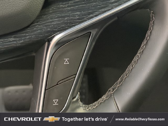 Used 2025 Cadillac XT5 Premium Luxury w/ LPO, Floor Liner Package AWD/4WD image 17