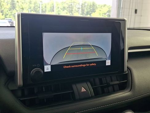 Certified 2023 Toyota RAV4 LE FWD image 21