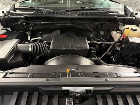 Used 2022 Chevrolet Silverado 2500 LT AWD/4WD image 31
