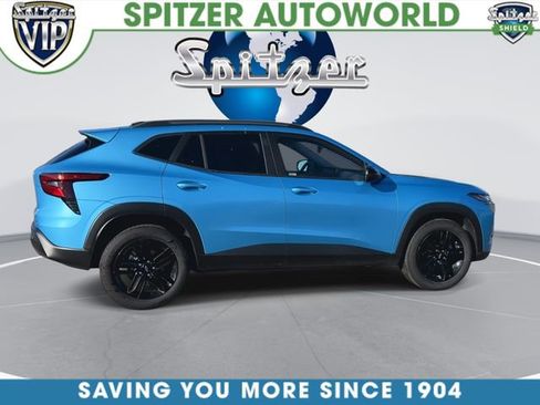 Used 2025 Chevrolet Trax ACTIV w/ Sunroof Package image 10