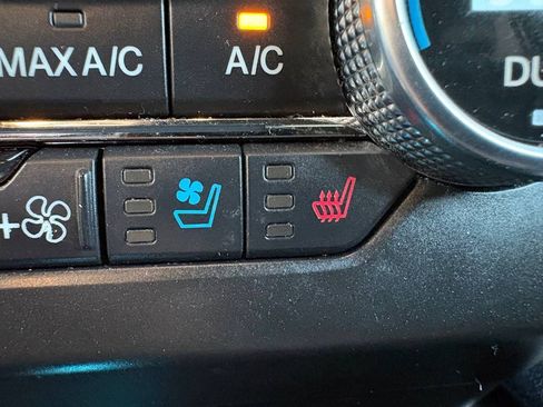 Used 2019 Ford Expedition Max Limited image 35