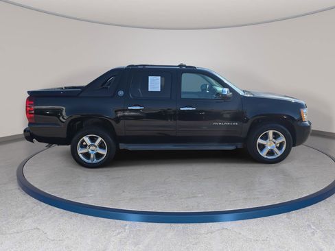 Used 2013 Chevrolet Avalanche LT w/ All-Star Edition image 4