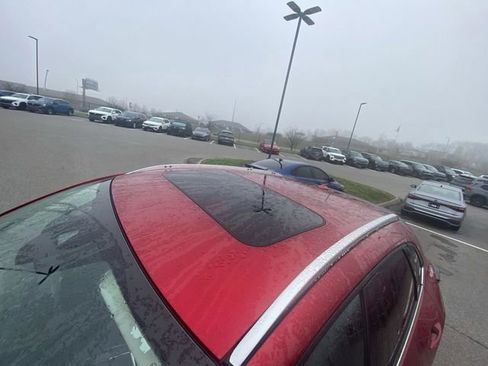 Used 2021 MAZDA CX-30 AWD 2.5 S w/ Premium Package image 3