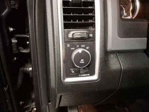 Used 2016 RAM 2500 Big Horn image 17