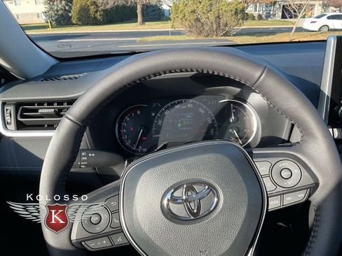 New 2025 Toyota RAV4 XLE image 14