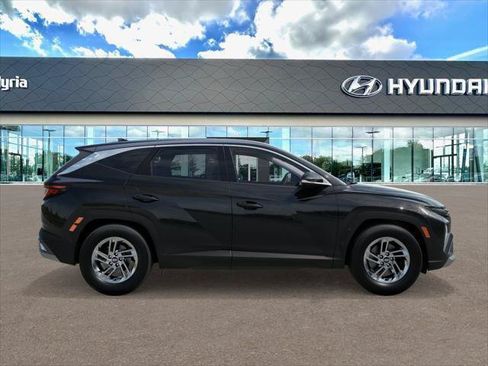 New 2026 Hyundai Tucson SE FWD image 7