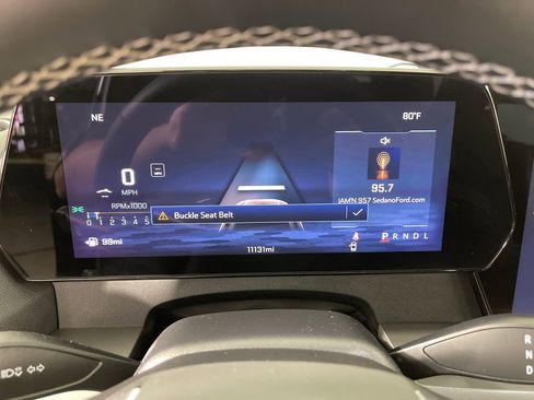 Used 2026 Chevrolet Traverse LT w/ Driver Confidence Package FWD image 18