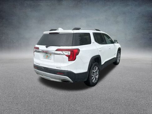 Used 2023 GMC Acadia SLT image 16