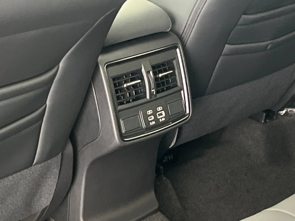 New 2026 Subaru Forester Limited AWD/4WD image 37