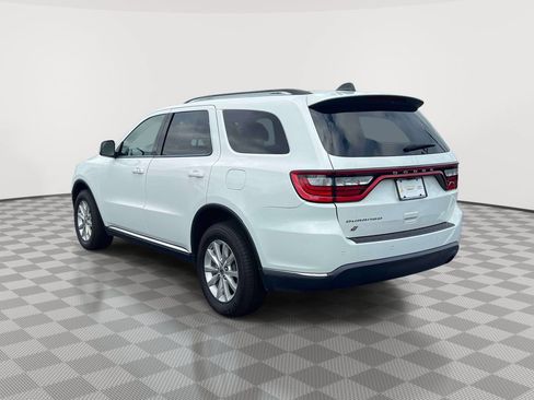 Used 2022 Dodge Durango SXT AWD/4WD image 4