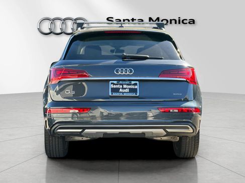 Used 2023 Audi Q5 2.0T Premium w/ Convenience Package image 7