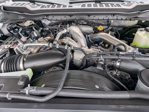 New 2025 Ford F350 Lariat w/ Lariat Ultimate Package image 17