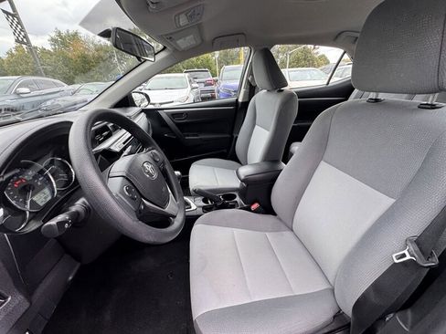 Used 2015 Toyota Corolla L image 13