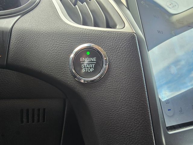 Used 2024 Ford Edge SEL AWD/4WD image 21