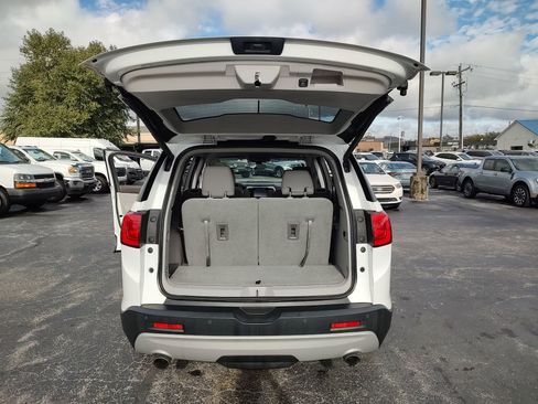 Used 2018 GMC Acadia SLT image 29