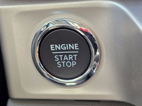New 2024 Ford F250 XLT w/ XLT Premium Package AWD/4WD image 11