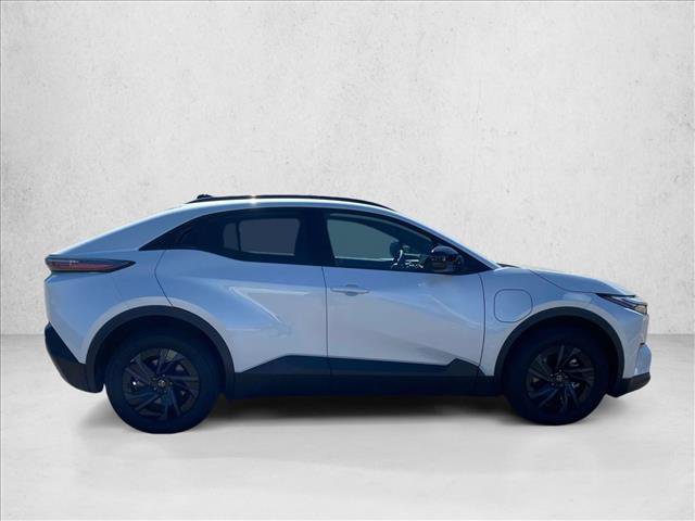 Certified 2026 Toyota C-HR AWD/4WD image 4