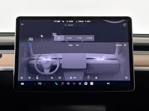 Used 2025 Tesla Model Y Long Range image 31