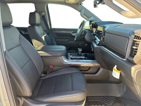 New 2025 Chevrolet Silverado 1500 LTZ w/ LTZ Premium Package image 15