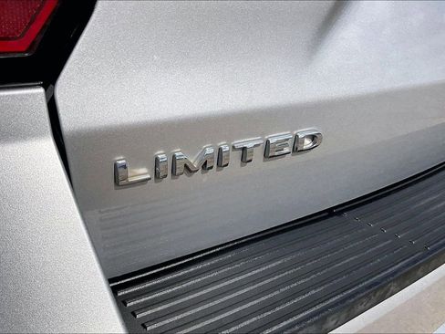 Used 2019 Ford Expedition Max Limited image 21