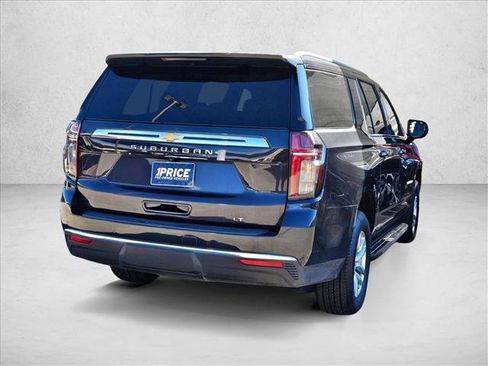 Used 2023 Chevrolet Suburban LT image 5