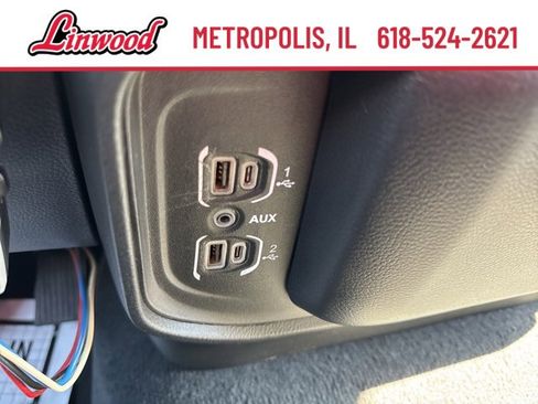 Used 2021 RAM 1500 Big Horn image 22