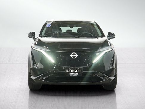 Used 2023 Nissan Ariya AWD/4WD image 8