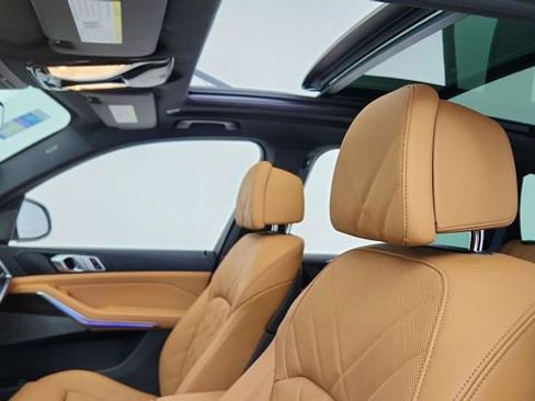 Used 2025 BMW X5 xDrive40i image 32