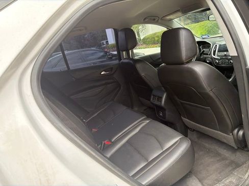 Used 2020 Chevrolet Equinox Premier FWD image 34
