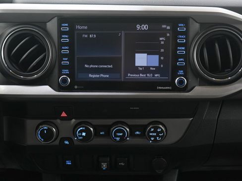 Used 2020 Toyota Tacoma SR5 image 14