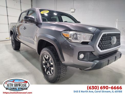 Used 2018 Toyota Tacoma TRD Off-Road w/ TRD Premium Off Road Package AWD/4WD image 1