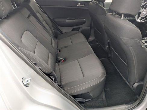 Used 2020 Kia Sportage LX image 30