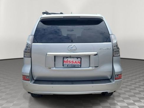 Used 2014 Lexus GX 460 w/ Premium Package AWD/4WD image 3